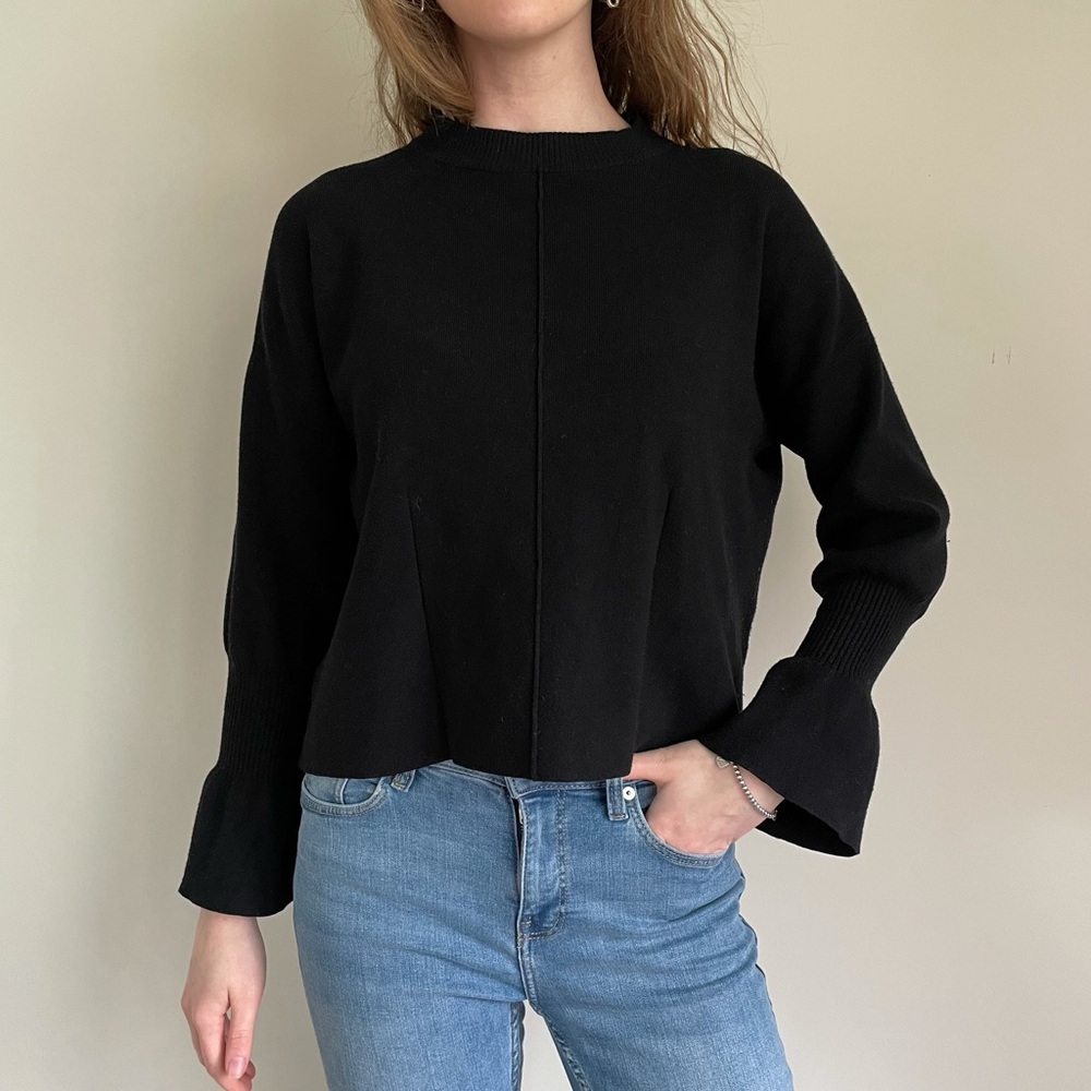 MANGO SWEATER BLACK S bell sleeve